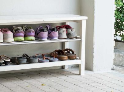 Outdoor Shoe Rack with shoes